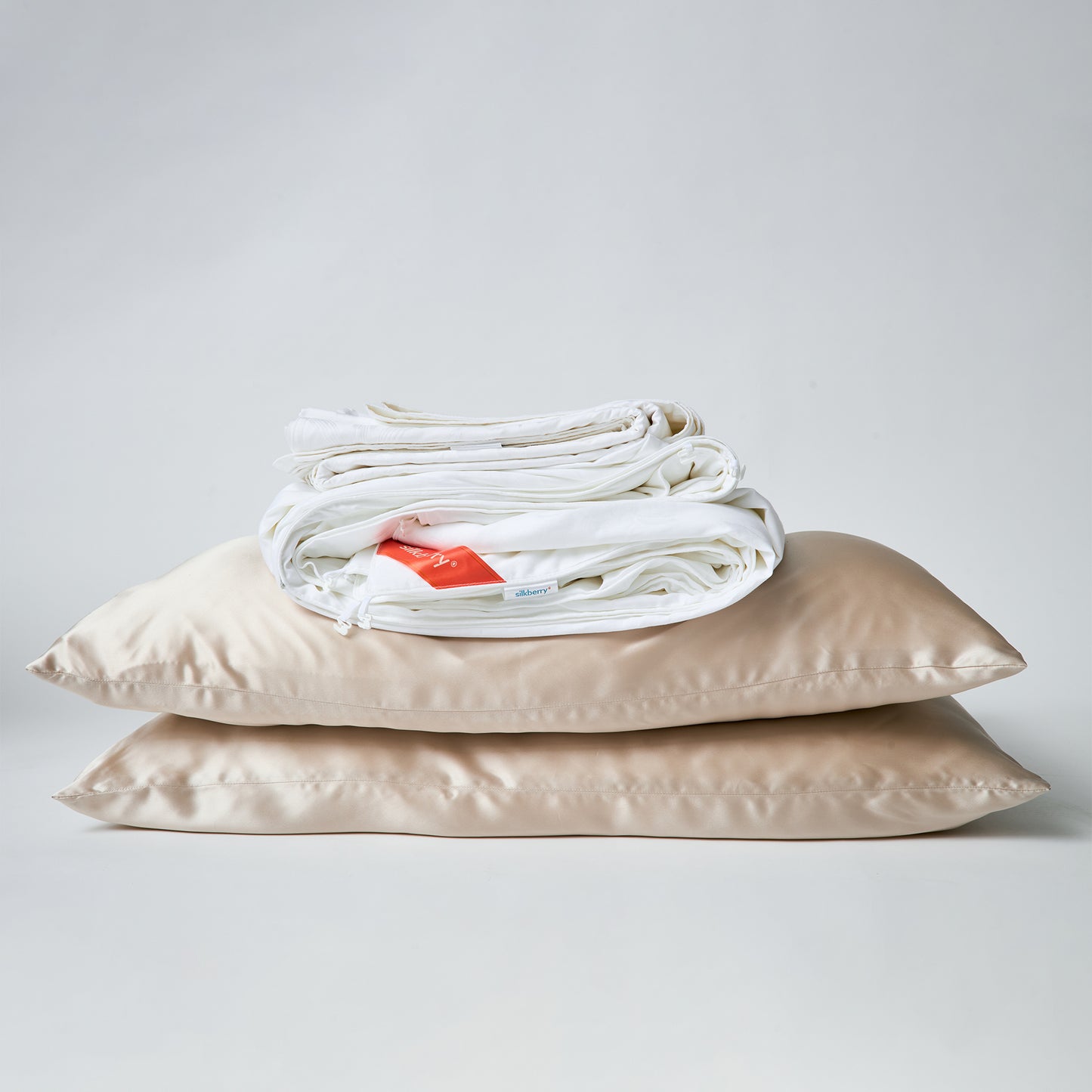 silk duvet_duvet cover_silk pillowcases_bundle_side 