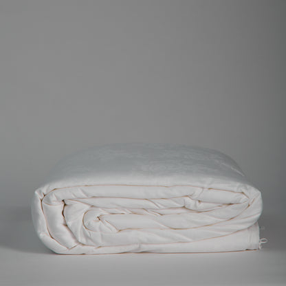 summer silk filled duvet_off white_jacquard_side